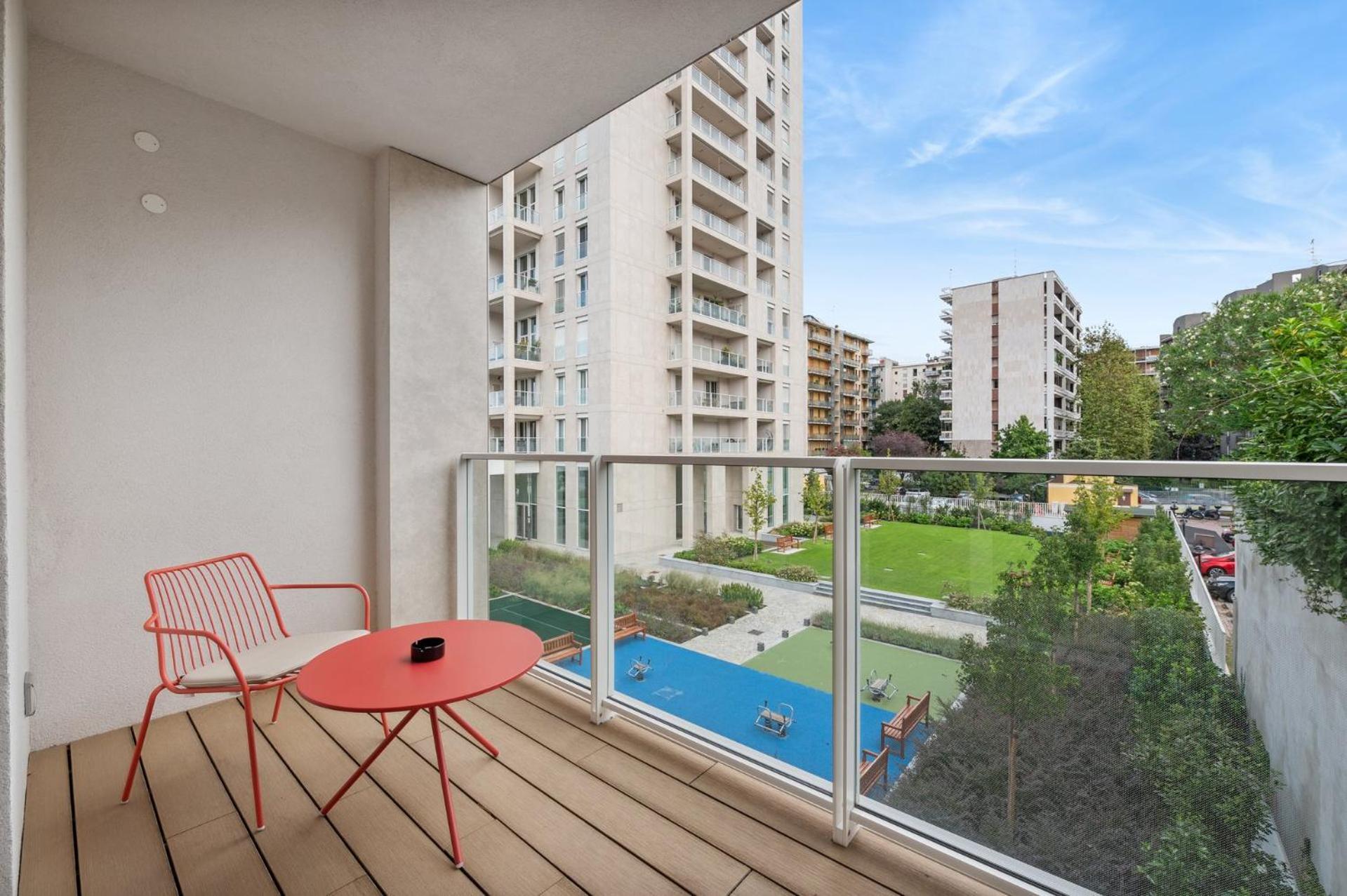 Limehome Milan Via Stresa Milão Exterior foto