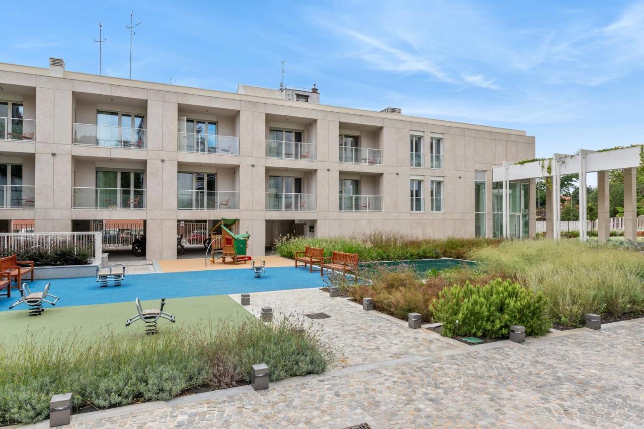 Limehome Milan Via Stresa Milão Exterior foto